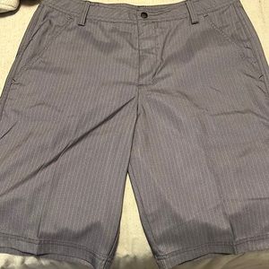 Like new worn once Sz 32 Puma Golf short